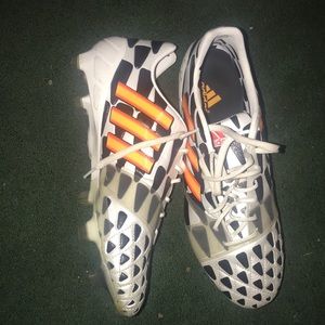 Soccer cleats